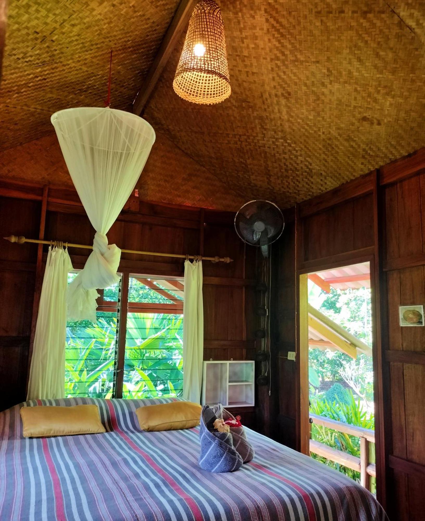 Pencave Homestay Pang Mapha Номер фото